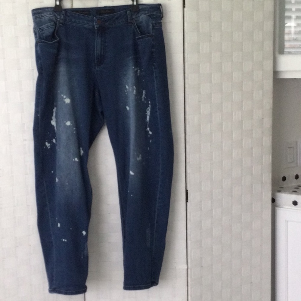 Poetic Justice Specializes  in woman’s Jeans size 18R color blue washable #593